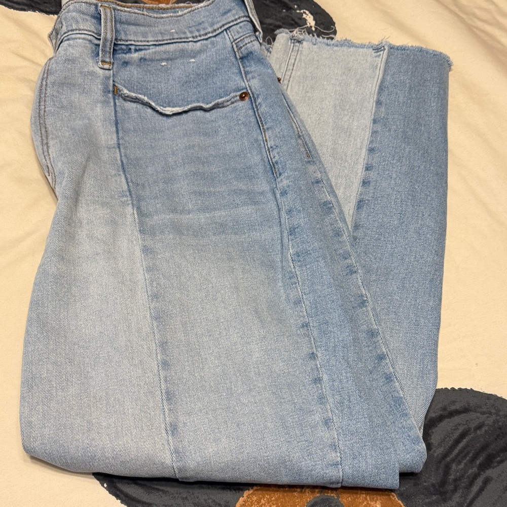 Abercrombie & Fitch Light two-tone Blue Straight Leg Women's Jeans